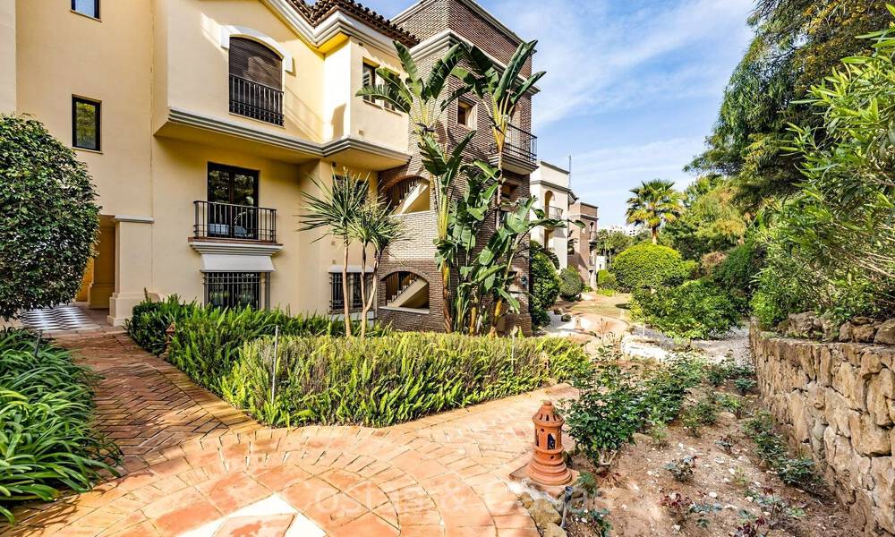 Instapklaar, ruim 3-slaapkamer appartement te koop omgeven door golfbanen in Benahavis - Marbella 72154