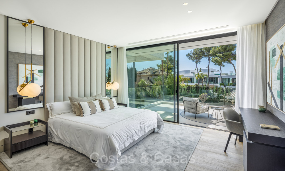 Indrukwekkende, hedendaagse designvilla te koop in Nueva Andalucia, Marbella 72213