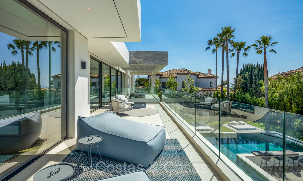 Indrukwekkende, hedendaagse designvilla te koop in Nueva Andalucia, Marbella 72218