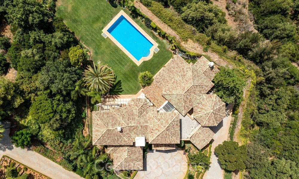 Prestigieuze, Spaanse luxevilla te koop grenzend aan de golfbaan in het hoogstaande La Zagaleta golfresort, Benahavis - Marbella 72461