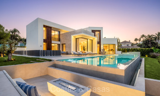 Architectonische boutique villa te koop, eerstelijns Las Brisas golf in Nueva Andalucia, Marbella 72625 