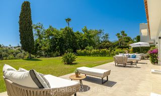 Mediterrane gelijkvloerse villa te koop grenzend aan de Aloha golfbaan in Nueva Andalucia, Marbella 72855 