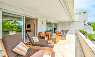 Appartement te koop in een exclusief complex met permanente bewaking in Nueva Andalucia’s golfvallei, Marbella 72797 