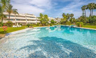 Appartement te koop in een exclusief complex met permanente bewaking in Nueva Andalucia’s golfvallei, Marbella 72816 