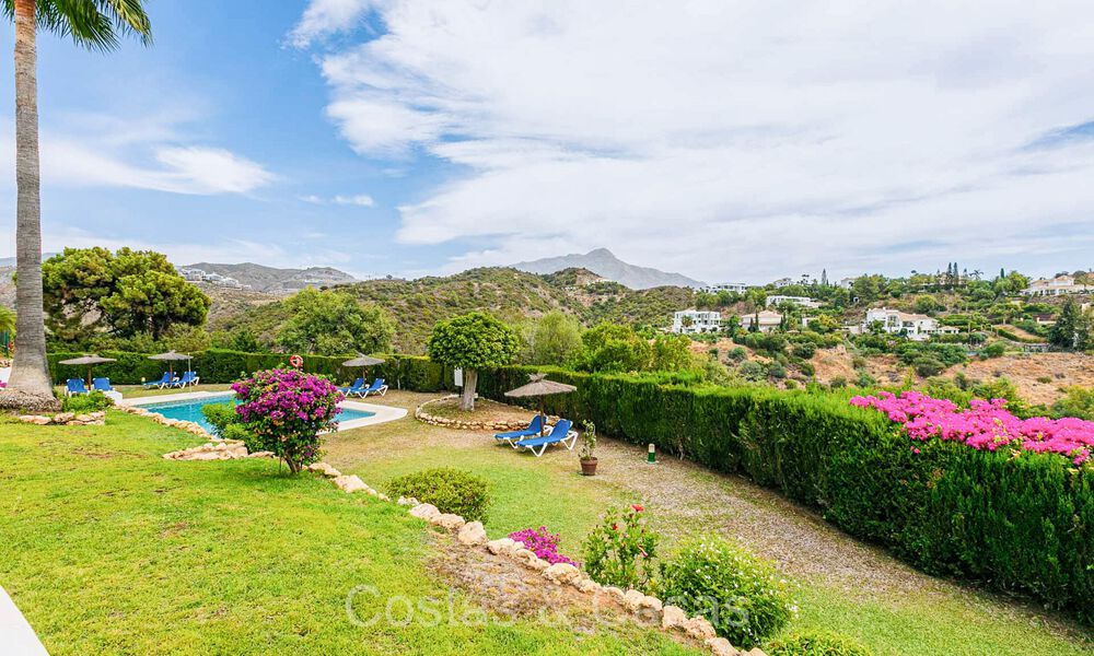 Prestigieus gerenoveerd appartement te koop met ruim terras in La Quinta golfresort, Benahavis - Marbella 72970