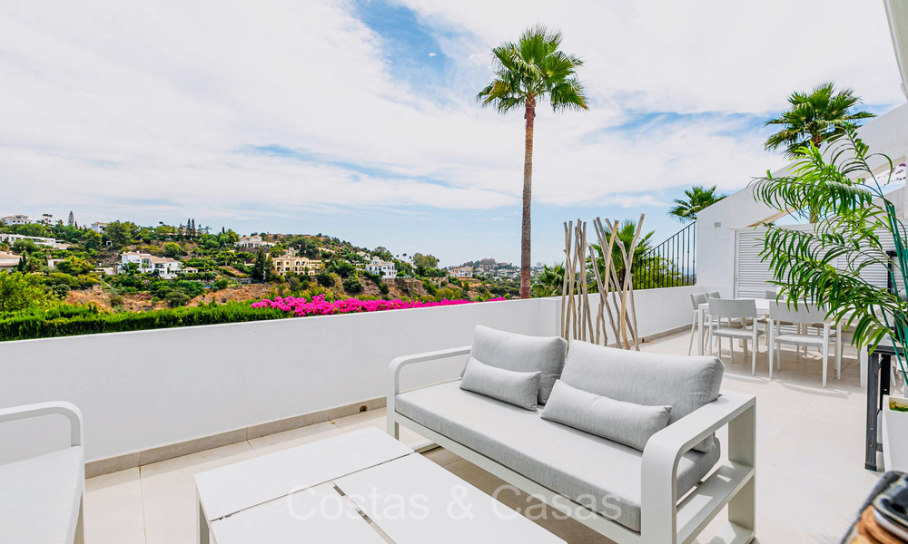 Prestigieus gerenoveerd appartement te koop met ruim terras in La Quinta golfresort, Benahavis - Marbella 72972