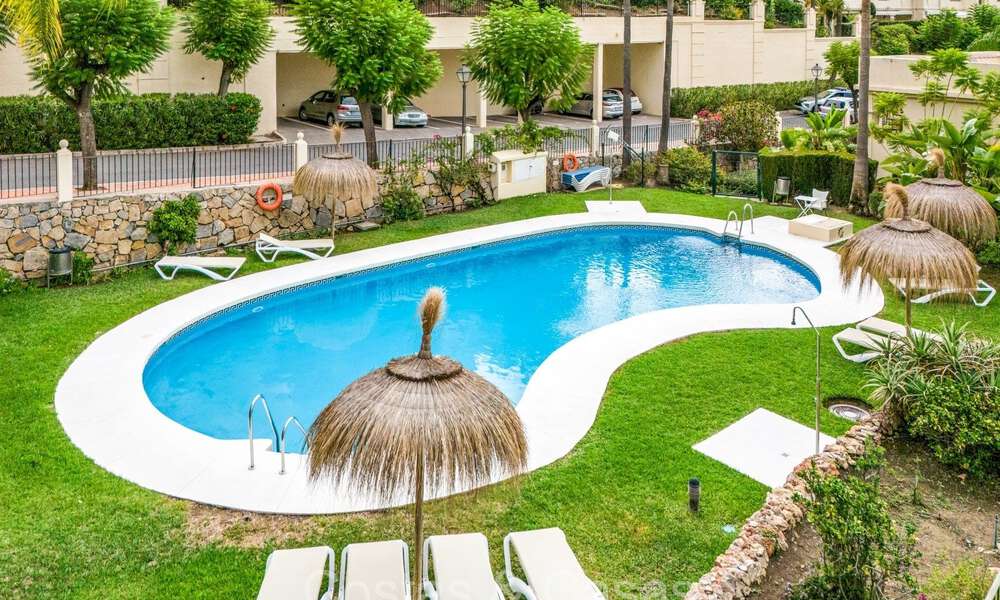 Instapklaar huis met een uitgestrekt dakterras te koop in een gated community in La Quinta, Benahavis - Marbella 72982