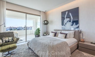 Verfijnde, minimalistische luxewoning te koop in een prestigieus complex in Nueva Andalucia, Marbella 73142 