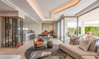 Verfijnde, minimalistische luxewoning te koop in een prestigieus complex in Nueva Andalucia, Marbella 73158 