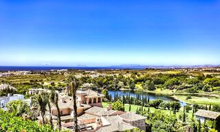 Luxueuze villa met een contemporain design te koop, in het formidabele 5* Los Flamingos Golf Resort op de New Golden Mile, Marbella - Benahavis 73326 