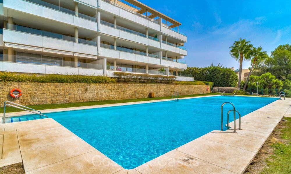 Instapklaar, modern luxe appartement te koop in het vooraanstaande Benahavis - Marbella 73407