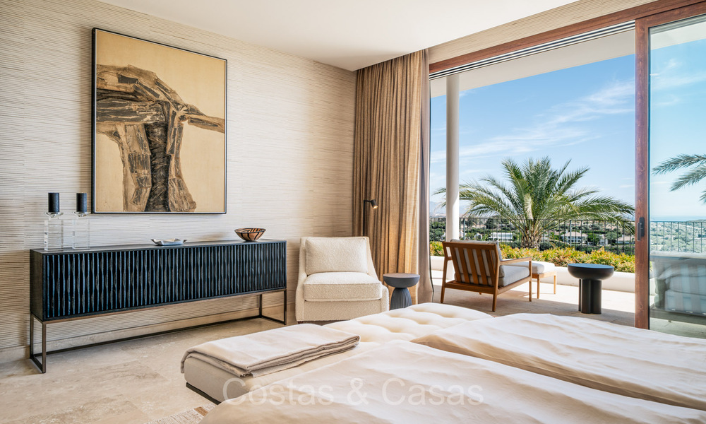 Eersteklas modern luxe appartement met adembenemend golf- en zeezicht te koop in een 5* golfresort in Casares, Costa del Sol 73398