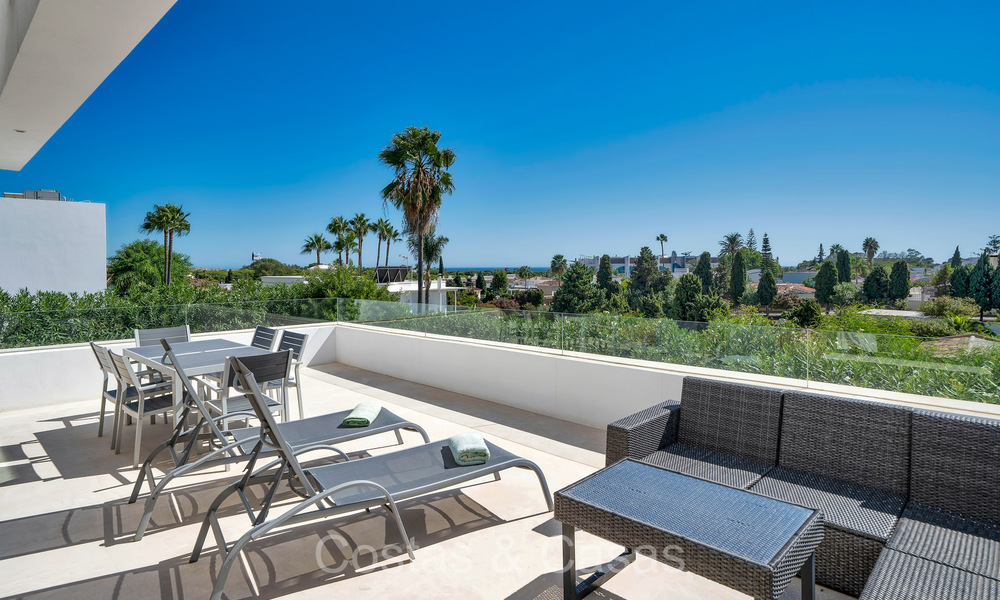 Prachtige, moderne luxevilla te koop in een vooraanstaande woonwijk op de New Golden Mile tussen Marbella en Estepona 73782