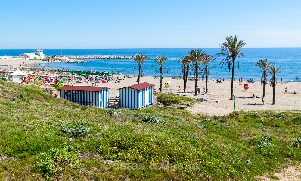 Geavanceerde nieuwbouwappartementen met panoramisch zeezicht te koop in Cabopino, Marbella 73577