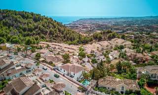 Prachtige villa in eigentijdse mediterrane stijl te koop met panoramisch zeezicht in de heuvels van Mijas, Costa del Sol 73640 