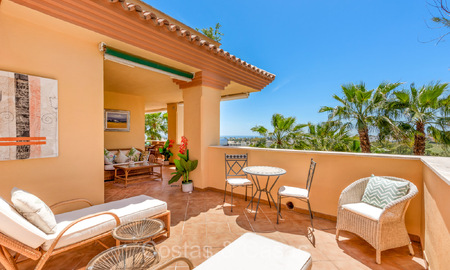 3-slaapkamer appartement te koop op loopafstand van Puerto Banus en het strand in een gated urbanisatie in Nueva Andalucia, Marbella 73707