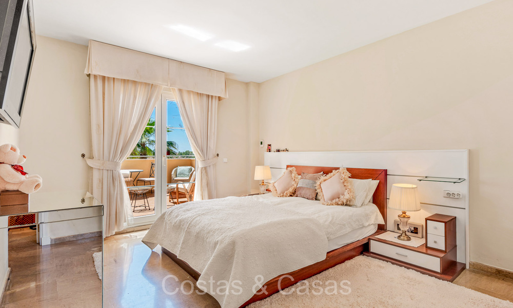 3-slaapkamer appartement te koop op loopafstand van Puerto Banus en het strand in een gated urbanisatie in Nueva Andalucia, Marbella 73712