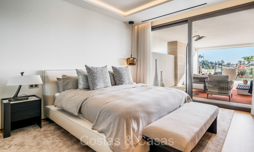 Instapklaar, prestigieus duplex appartement te koop in een chique resort-stijl wooncomplex op de Golden Mile van Marbella 73863