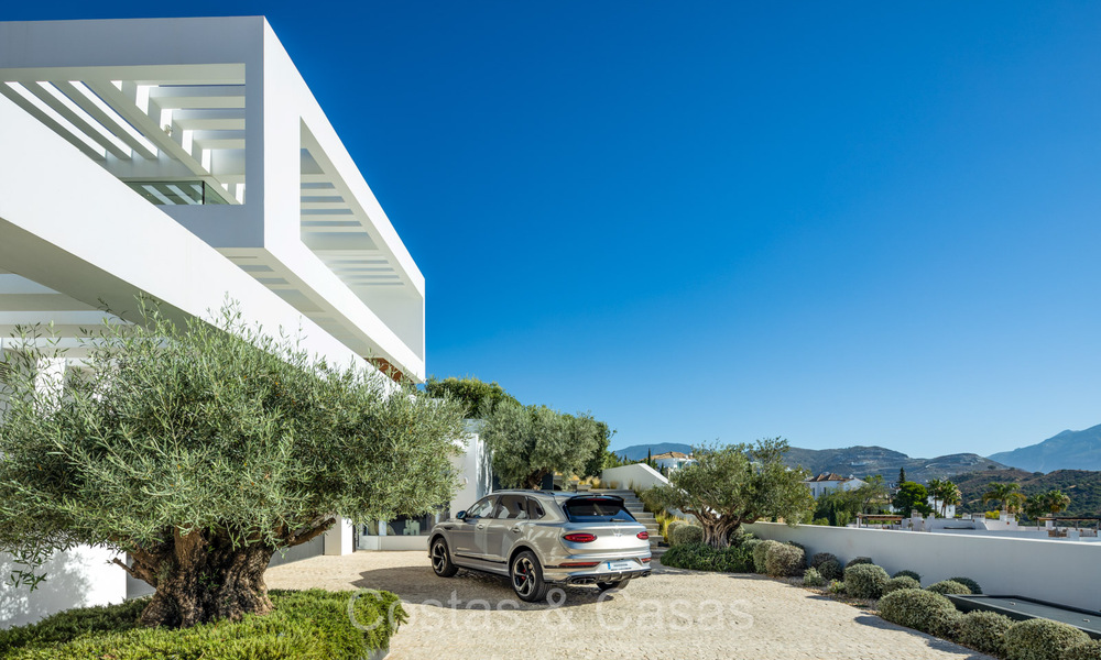 Majestueuze designervilla met geavanceerde architectuur te koop in La Quinta, Benahavis - Marbella 73997