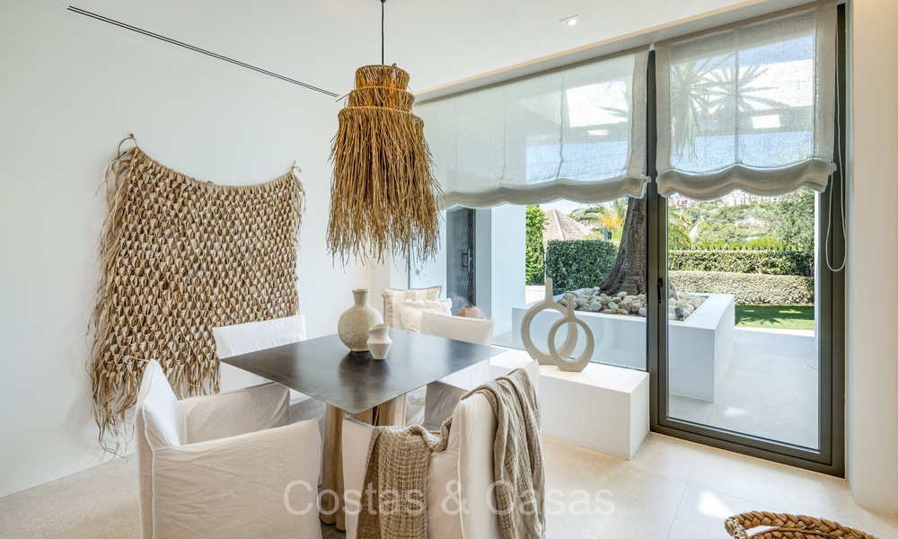 Majestueuze designervilla met geavanceerde architectuur te koop in La Quinta, Benahavis - Marbella 74003