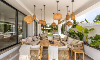 Prestigieuze, Mediterrane luxevilla te koop in een geprefereerde strandurbanisatie in San Pedro, Marbella 74295 