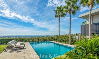 Majestueuze luxevilla met panoramische vergezichten te koop La Quinta, Benahavis - Marbella 74984 