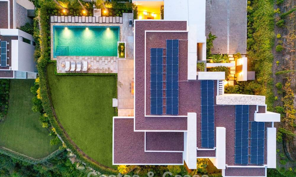 Majestueuze luxevilla met panoramische vergezichten te koop La Quinta, Benahavis - Marbella 75000