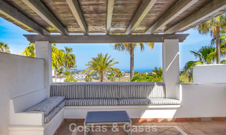 Ruim, instapklaar huis te koop met zeezicht op een steenworp van de golfbaan in Benahavis - Marbella 773537 