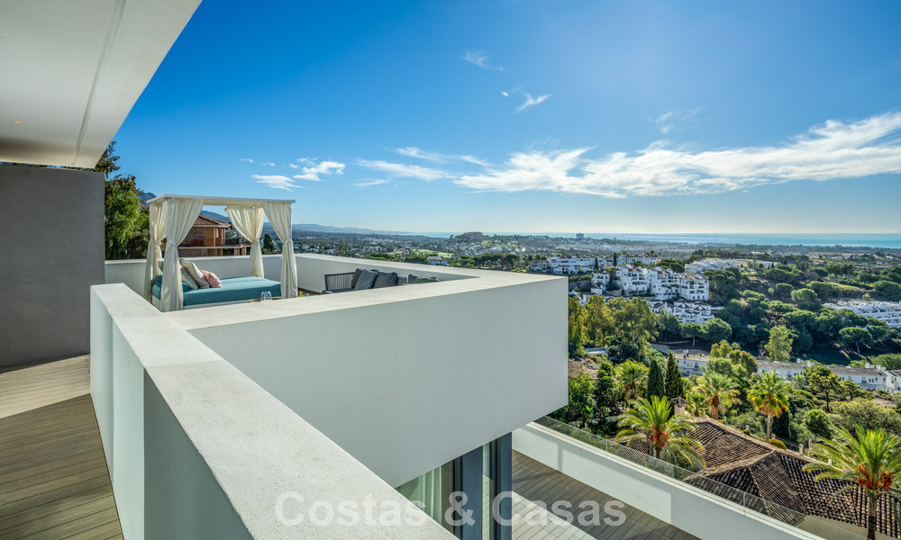 Instapklare, moderne luxevilla te koop, met zeezicht in een gated community in Benahavis - Marbella 773593