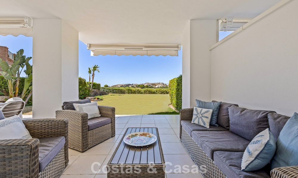 Luxueus, 3-slaapkamer appartement te koop met enorme tuin in Benahavis - Marbella 773657