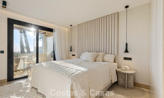 Modern gerenoveerd luxe appartement te koop met panoramisch zeezicht in Nueva Andalucia’ golfvallei, Marbella 773782 