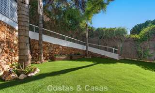 Moderne luxevilla met apart gastenverblijf en privacy te koop in Nueva Andalucia, Marbella 774061 