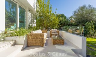 Moderne luxevilla met apart gastenverblijf en privacy te koop in Nueva Andalucia, Marbella 774115 