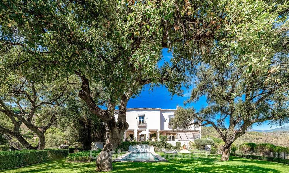 Betoverende luxevilla op prachtig terrein te koop omgeven door groen in El Madroñal, Benahavis - Marbella 774132