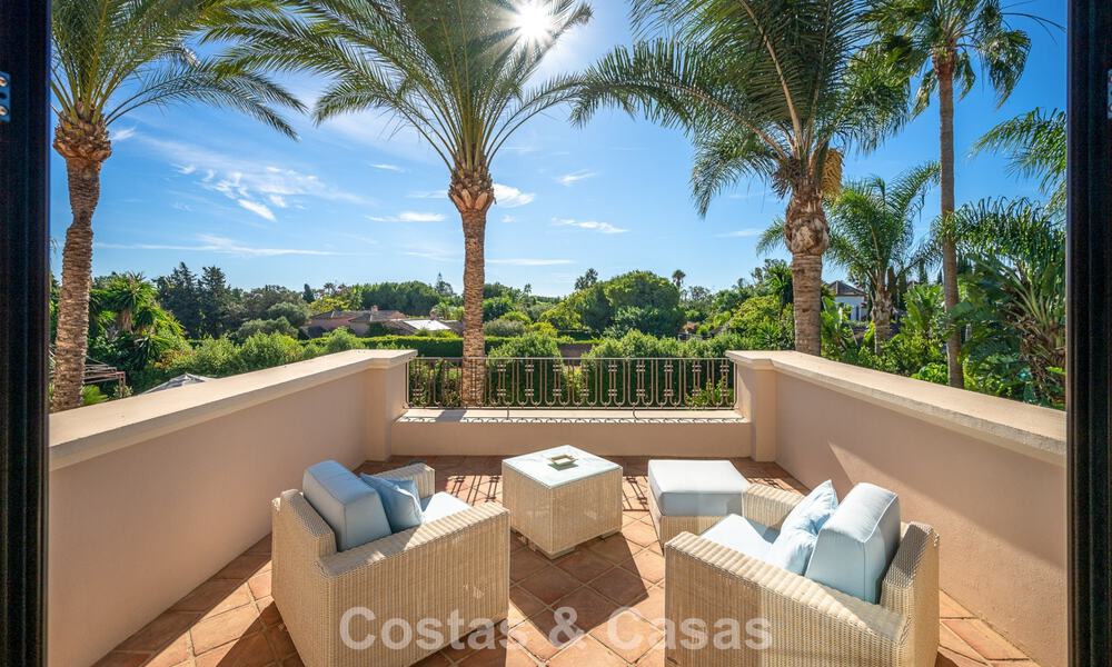 Indrukwekkende luxueuze villa te koop in een prestigieuze urbanisatie op loopafstand van het strand in Guadalmina Baja, Marbella 773975