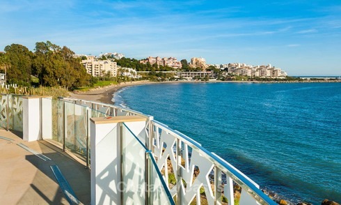 Estepona te koop: Beachfont luxe appartementen, Estepona, Costa del Sol 7972